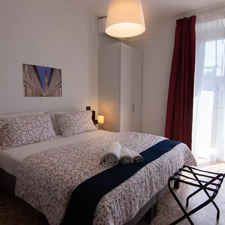 Apartment Kate In Centro 3 Da Letto 3 Bagni Florence