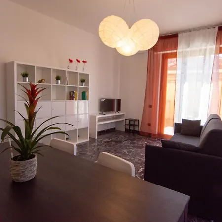 Apartment Kate In Centro 3 Da Letto 3 Bagni Florence