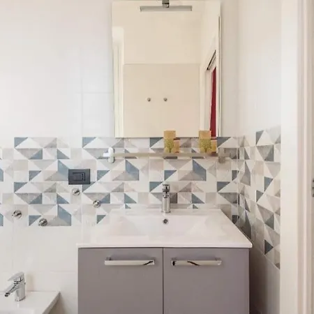 Apartment Kate In Centro 3 Da Letto 3 Bagni *
